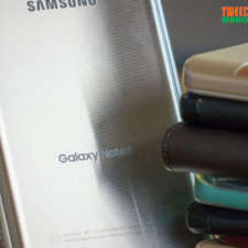 Spigen Ultra Thin Semi-Transparent Exact Fit